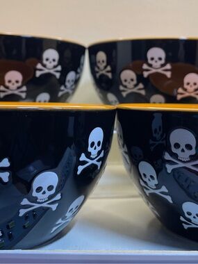 Black Skull & Crossbones Ceramic Bowl - Orange Rim / Set of 4
